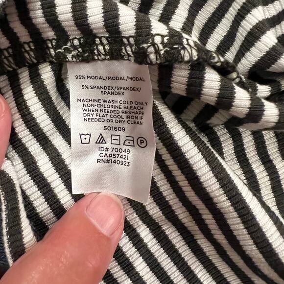 NWT LOFT Ribbed Caper & White Striped Raglan Scoop Neck Tee - Picture 10 of 10